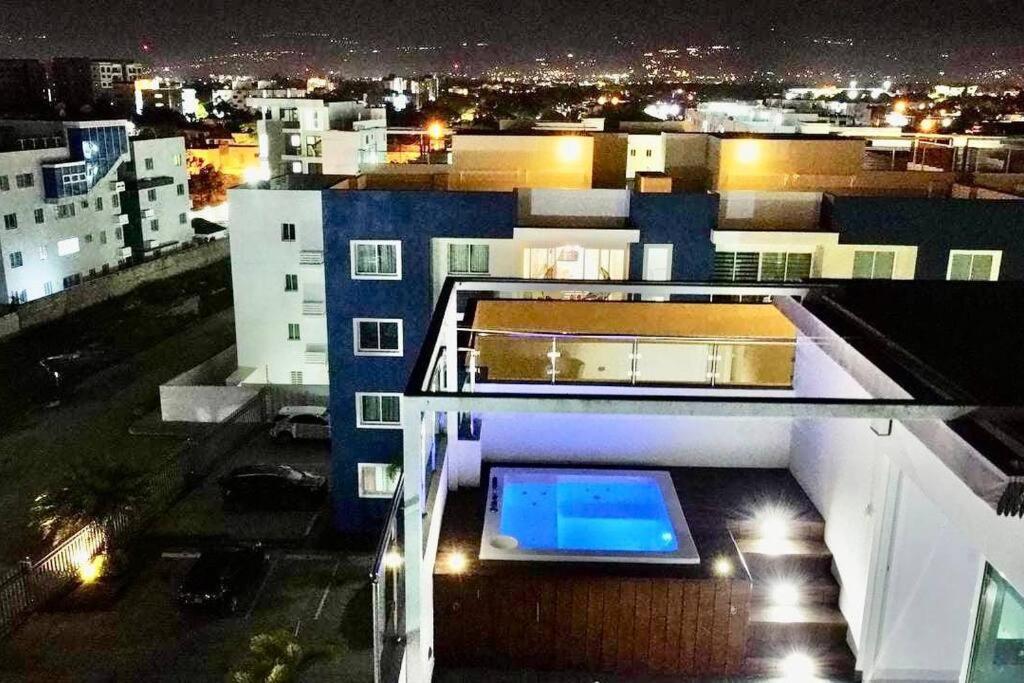Spectacular Penthouse With Private Jacuzzi Terrace Santiago De Los Caballeros Exterior foto