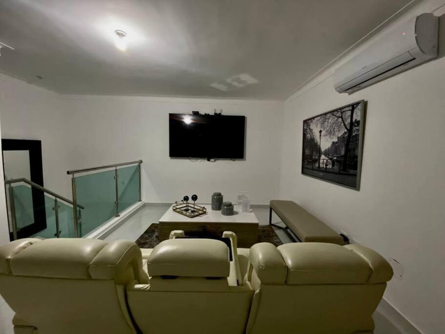 Spectacular Penthouse With Private Jacuzzi Terrace Santiago De Los Caballeros Exterior foto